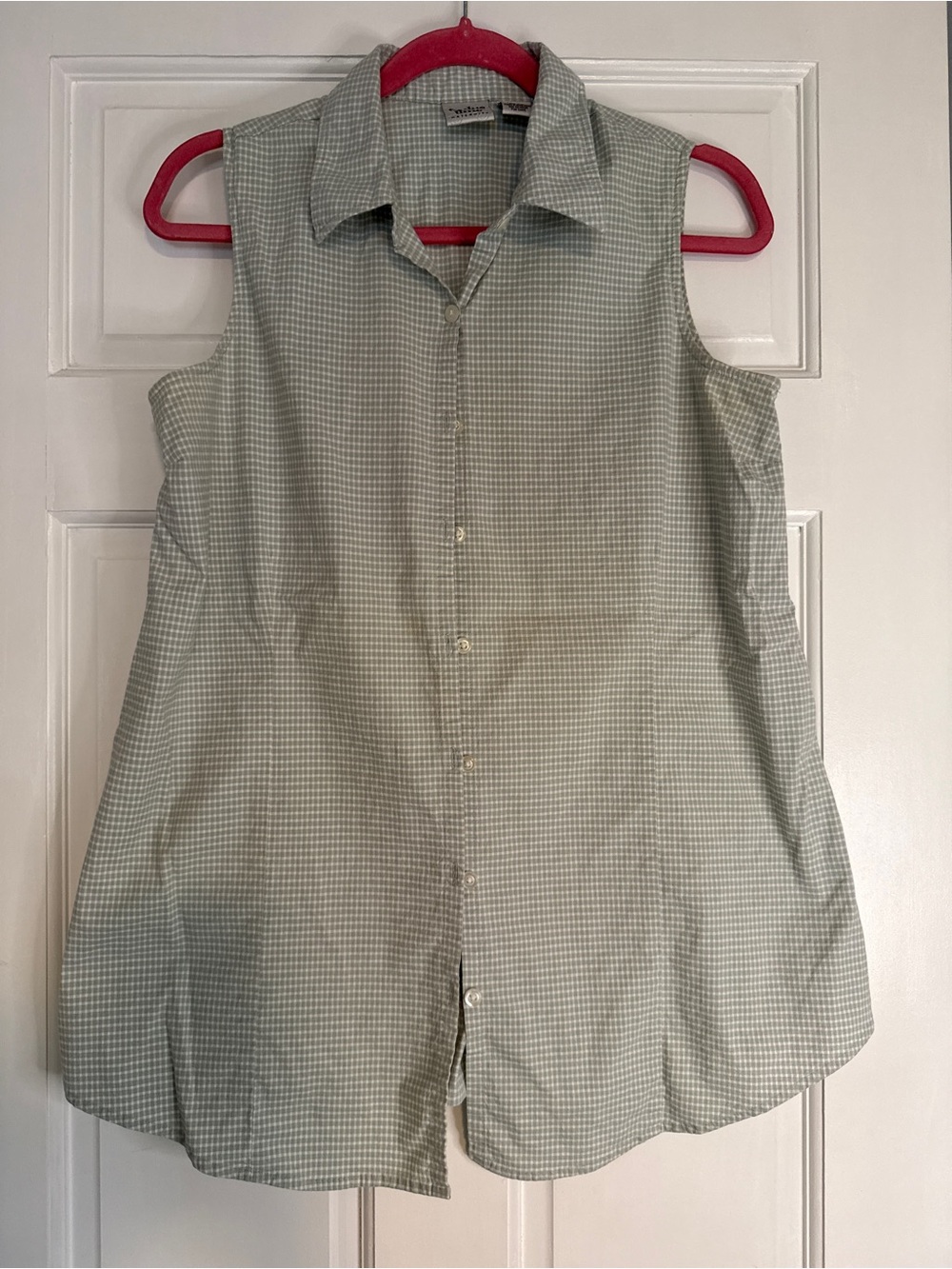Maternity Sleeveless Button-Down Shirt in Light Green Gingham - Collared Top